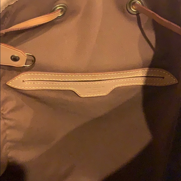 Louis Vuitton Montsouris Backpack - Picture 7 of 7